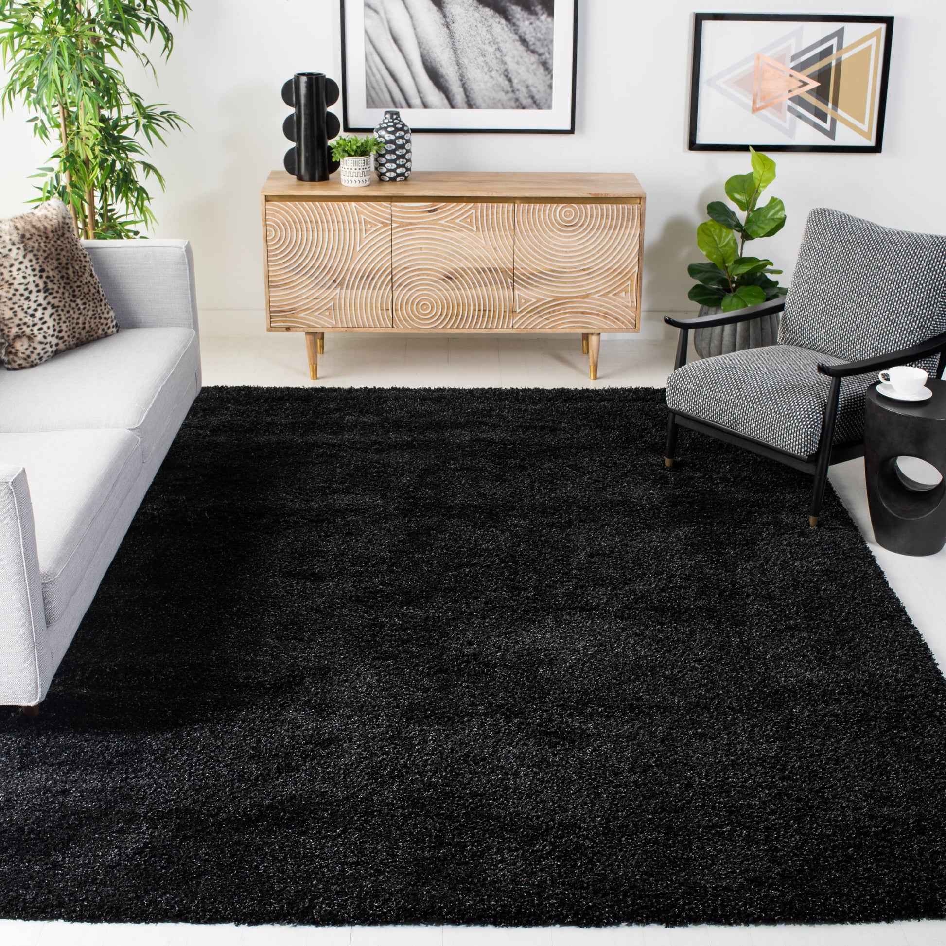 Safavieh 6'7" x 9'6" California Shag Area Rug - Black - Product image 1